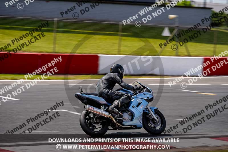 donington no limits trackday;donington park photographs;donington trackday photographs;no limits trackdays;peter wileman photography;trackday digital images;trackday photos